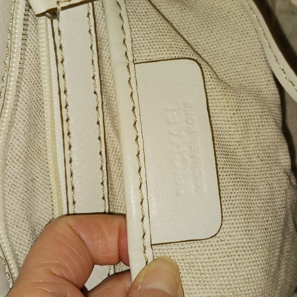 Michael Kors purse - Picture 6 of 8